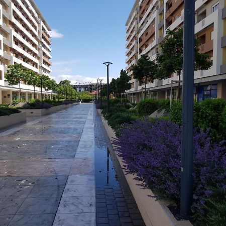 Apartman Vivo City Central Podgorica Exteriör bild