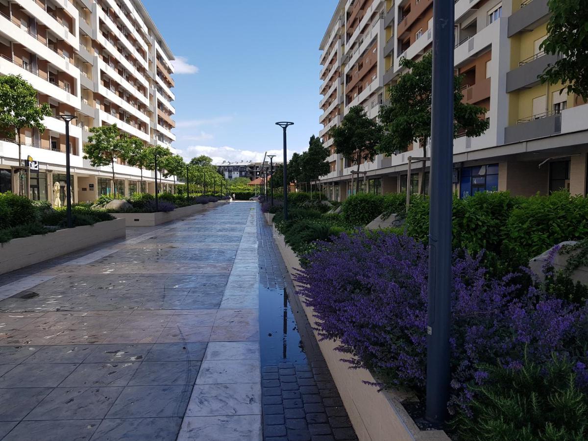 Apartman Vivo City Central Podgorica Exteriör bild