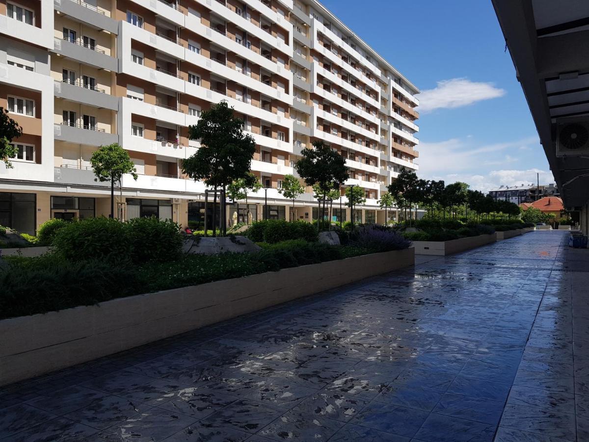 Apartman Vivo City Central Podgorica Exteriör bild